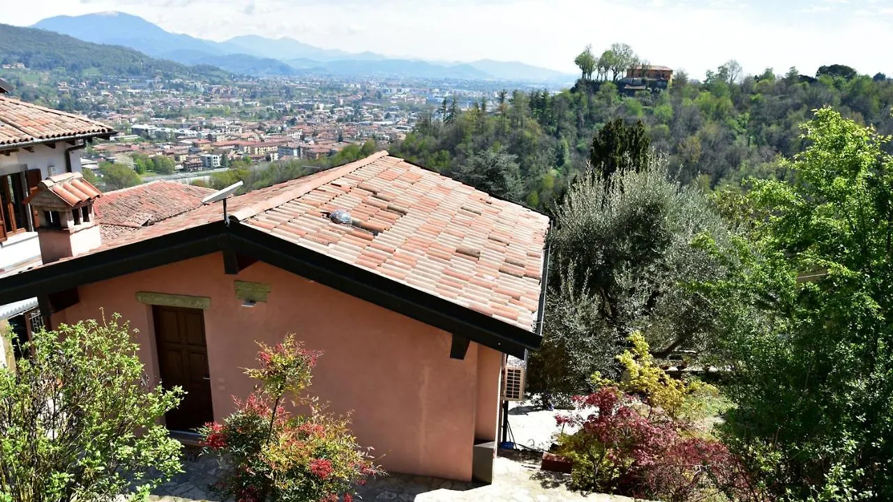 Apartment Il Giardino Di Berbech Citta Alta-Ulivo Italy